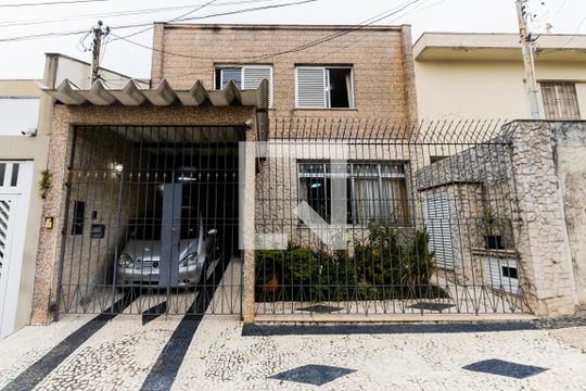 Fachada de casa à venda com 5 quartos, 240m² em Jardim Vera Cruz, São Paulo