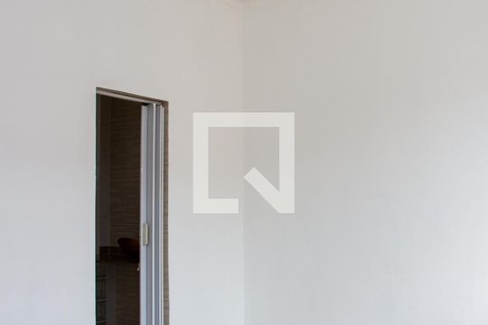 Suíte - 2º Andar de casa para alugar com 4 quartos, 160m² em Cascadura, Rio de Janeiro