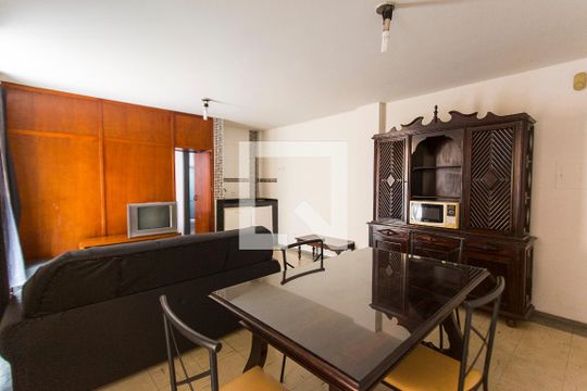 Apartamento para alugar com 1 quarto, 60m² em Nossa Senhora Aparecida, Uberlândia