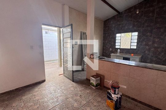 Casa à venda com 4 quartos, 468m² em Vila Mimosa, Campinas