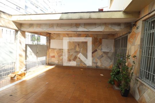 Garagem de casa à venda com 3 quartos, 240m² em Parque São Jorge, São Paulo
