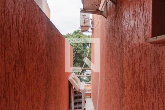 Sacada Quarto 1 de casa de condomínio à venda com 3 quartos, 146m² em Vila Salete, São Paulo