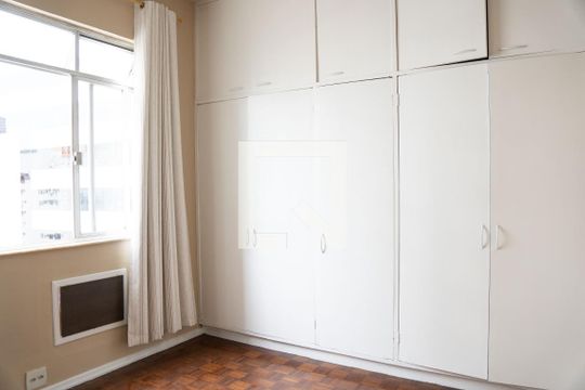Quarto de apartamento para alugar com 1 quarto, 35m² em Botafogo, Rio de Janeiro