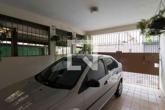 Garagem de casa à venda com 3 quartos, 120m² em Vila Siqueira (zona Norte), São Paulo