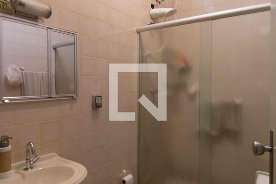 Banheiro de casa à venda com 3 quartos, 120m² em Vila Siqueira (zona Norte), São Paulo
