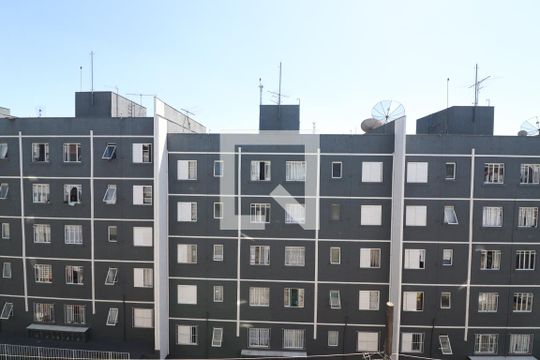 Vista Sala de apartamento para alugar com 2 quartos, 49m² em Parque Panamericano, São Paulo