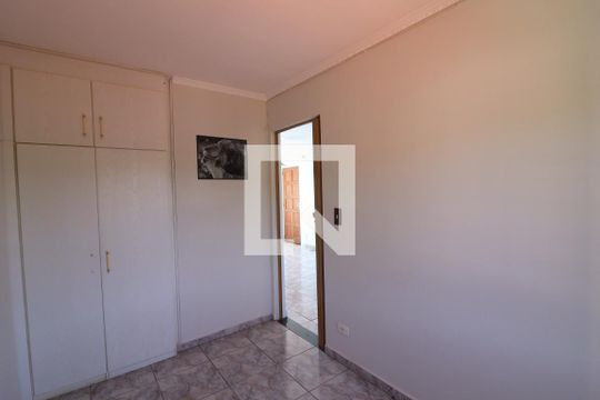 Quarto 1  de apartamento para alugar com 2 quartos, 49m² em Parque Panamericano, São Paulo