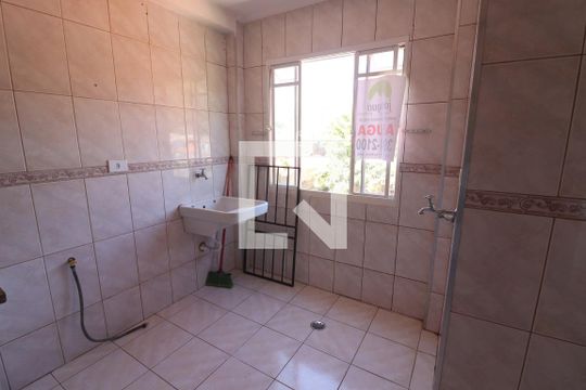 Área de Serviço de apartamento para alugar com 2 quartos, 49m² em Parque Panamericano, São Paulo