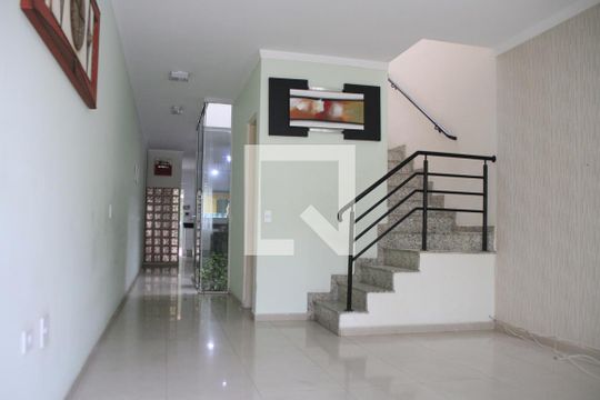 Casa à venda com 3 quartos, 150m² em Vila Jacuí, São Paulo
