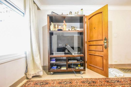 Sala de Estar de casa à venda com 2 quartos, 90m² em Parque Colonial, São Paulo