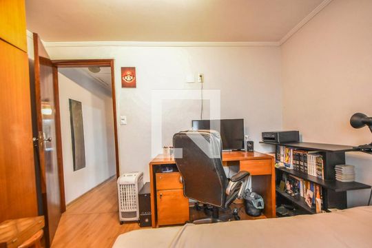 Quarto 02 de casa à venda com 2 quartos, 90m² em Parque Colonial, São Paulo
