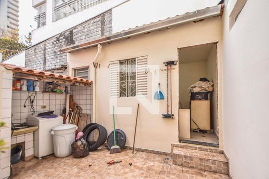 Lavanderia de casa à venda com 2 quartos, 90m² em Parque Colonial, São Paulo