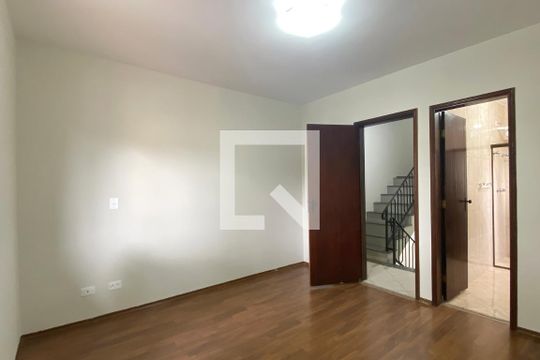 Suíte de casa à venda com 3 quartos, 120m² em Nova Aldeinha, Barueri