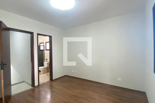 Suíte de casa à venda com 3 quartos, 120m² em Nova Aldeinha, Barueri