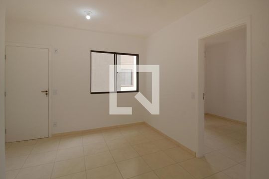 Sala de apartamento para alugar com 2 quartos, 42m² em Centro, Votorantim