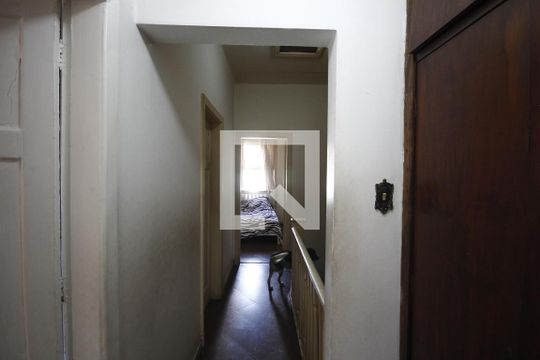 Corredor de casa à venda com 3 quartos, 200m² em Aclimação, São Paulo