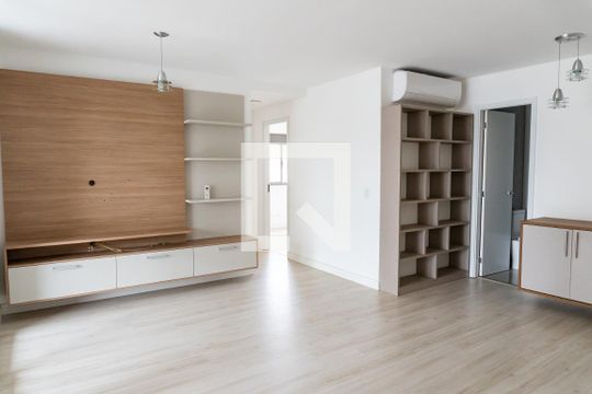 Sala de apartamento à venda com 2 quartos, 90m² em Chácara Inglesa, São Paulo