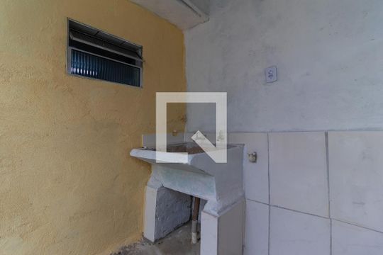 Área de Serviço de casa para alugar com 1 quarto, 60m² em Vila Jacuí, São Paulo