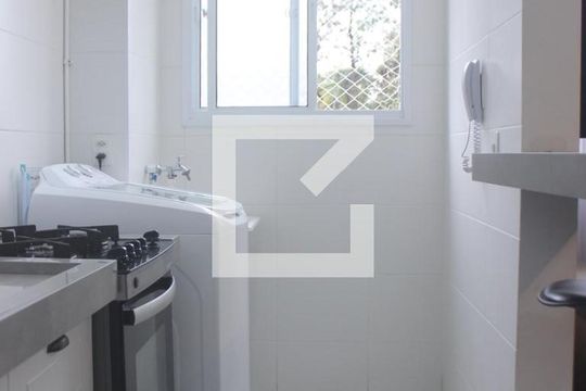 Cozinha de apartamento para alugar com 2 quartos, 41m² em Jardim Esmeralda, São Paulo