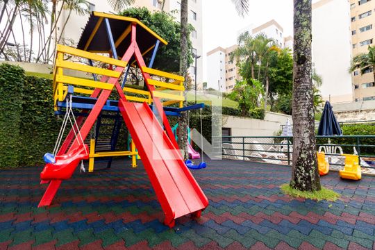 Área Comum - Playground de apartamento para alugar com 2 quartos, 68m² em Jardim Pinheiros, São Paulo