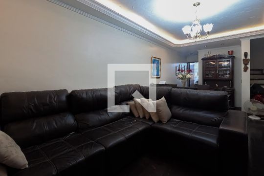 Casa à venda com 3 quartos, 190m² em Jardim Santa Cecília, Guarulhos