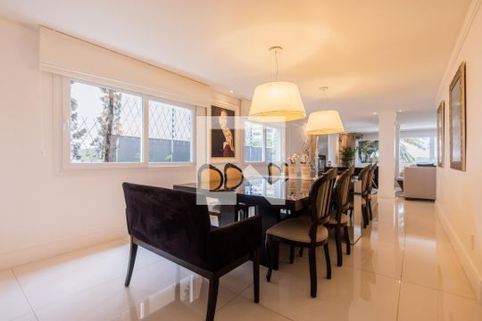 Sala de Jantar de casa à venda com 4 quartos, 800m² em Jardim das Bandeiras, São Paulo