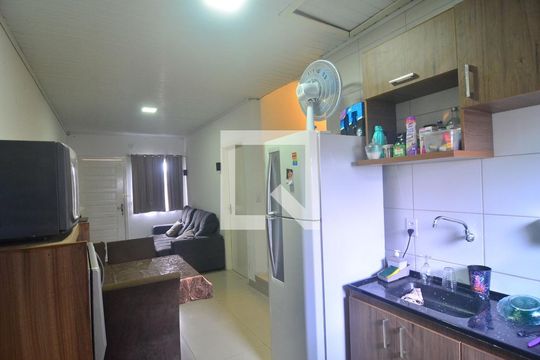 Casa de Condomínio à venda com 3 quartos, 90m² em Olaria, Canoas