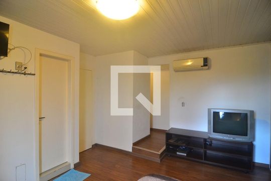 Casa de Condomínio à venda com 3 quartos, 90m² em Olaria, Canoas