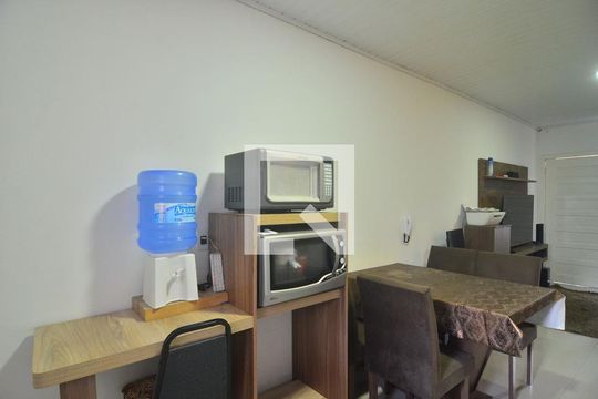 Casa de Condomínio à venda com 3 quartos, 90m² em Olaria, Canoas