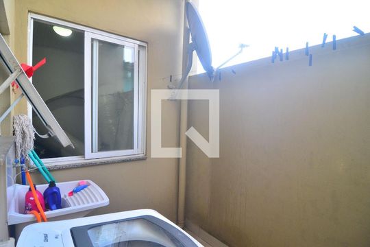 Casa de Condomínio à venda com 3 quartos, 90m² em Olaria, Canoas