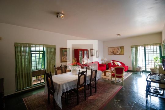 Casa à venda com 4 quartos, 432m² em Cidade Universitária, Campinas