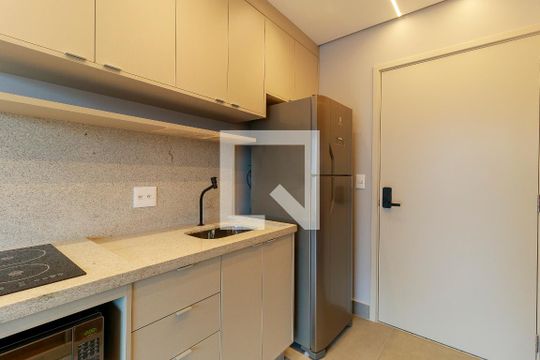Cozinha de kitnet/studio à venda com 1 quarto, 22m² em Jardim das Acácias, São Paulo