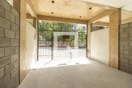 Garagem de casa para alugar com 2 quartos, 80m² em Ipiranga, São Paulo