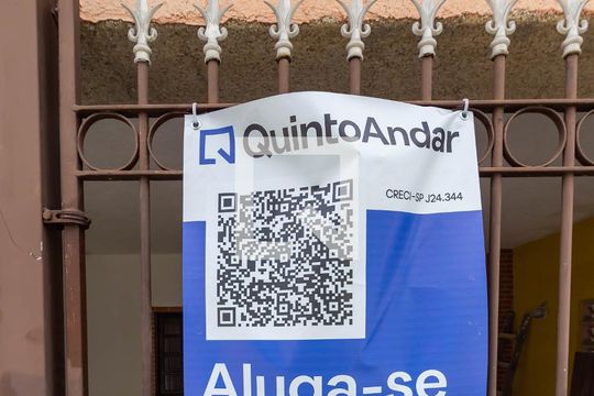 Placa de Anúncio de casa para alugar com 1 quarto, 42m² em Rio Pequeno, São Paulo