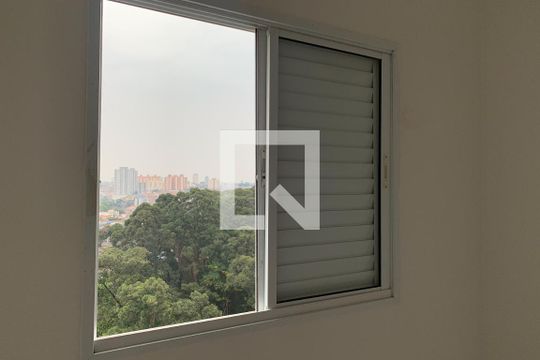 Quarto 1 de apartamento para alugar com 2 quartos, 57m² em Umuarama, Osasco