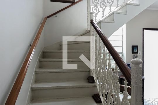 Sala 1  de casa à venda com 3 quartos, 300m² em Jardim Maia, Guarulhos