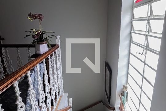 Sala 2 de casa à venda com 3 quartos, 300m² em Jardim Maia, Guarulhos
