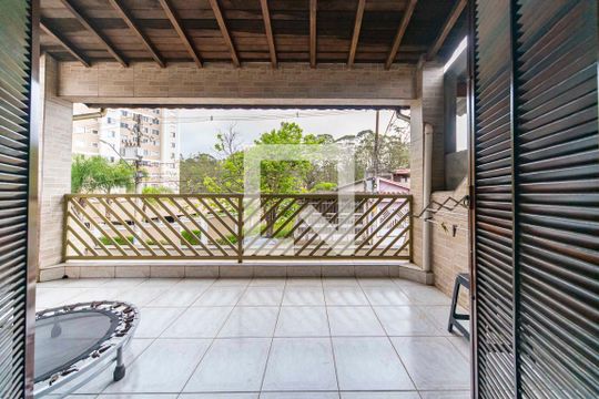 Varanda do Quarto 1 de casa à venda com 4 quartos, 302m² em Parque Sao Vicente, Mauá