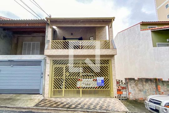 Fachada de casa à venda com 4 quartos, 302m² em Parque Sao Vicente, Mauá