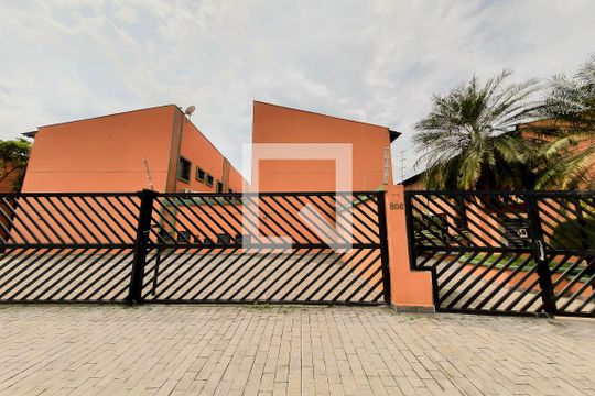 Fachada do Condomínio de casa de condomínio para alugar com 2 quartos, 46m² em Enseada, Guarujá