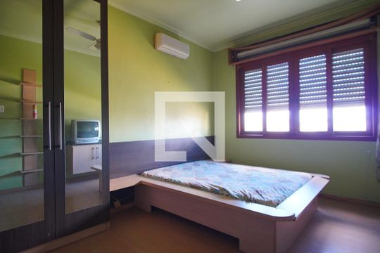 Quarto 2 de apartamento à venda com 2 quartos, 70m² em Navegantes, Porto Alegre