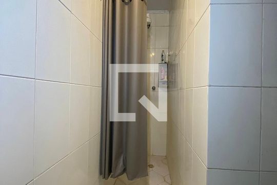 Banheiro 2 de casa para alugar com 4 quartos, 250m² em Ouro Branco, Novo Hamburgo