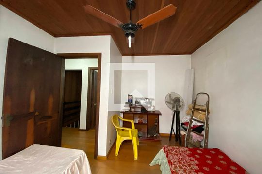 Quarto 2 de casa para alugar com 4 quartos, 250m² em Ouro Branco, Novo Hamburgo