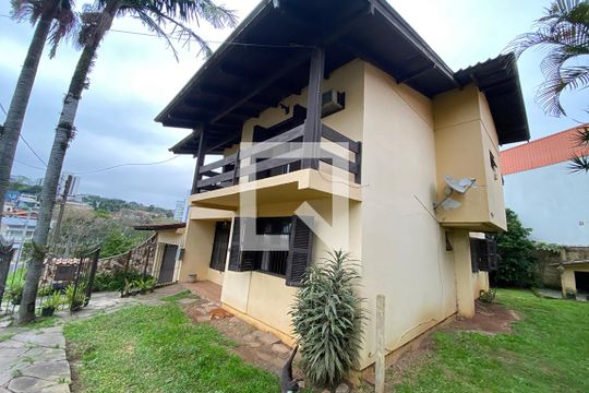 Fachada de casa para alugar com 4 quartos, 250m² em Ouro Branco, Novo Hamburgo