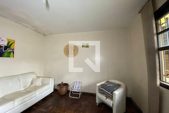 Sala de casa para alugar com 4 quartos, 250m² em Ouro Branco, Novo Hamburgo