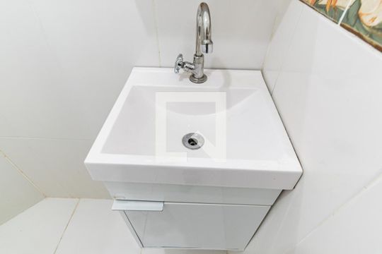 Banheiro de kitnet/studio à venda com 1 quarto, 25m² em Jabaquara, São Paulo