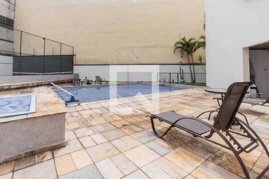 Piscina de apartamento para alugar com 3 quartos, 114m² em Sumaré, São Paulo
