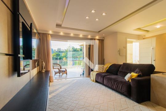 Sala de casa à venda com 3 quartos, 207m² em Aberta dos Morros, Porto Alegre