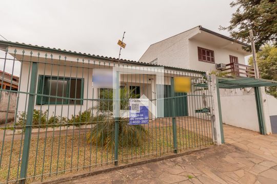 Fachada de casa à venda com 3 quartos, 176m² em Scharlau, São Leopoldo