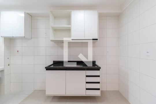 Cozinha de apartamento para alugar com 2 quartos, 48m² em Água Fria, São Paulo